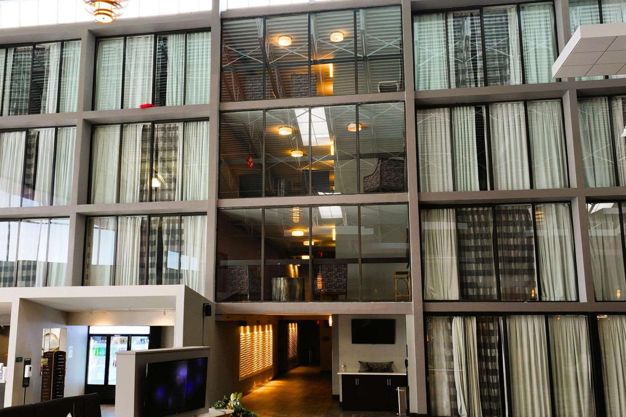 The Great Rivers, Ascend Hotel Collection Alton Eksteriør bilde